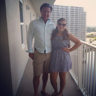 Profile Picture of Taylor Holt (@TaylorRaeHolt) on Twitter