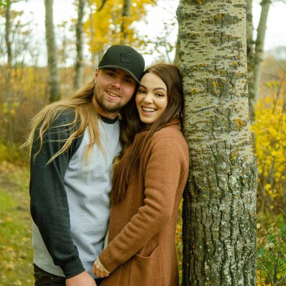 Profile Picture of Jessica Antoniuk (@jessicaantoniuk) on Poshmark