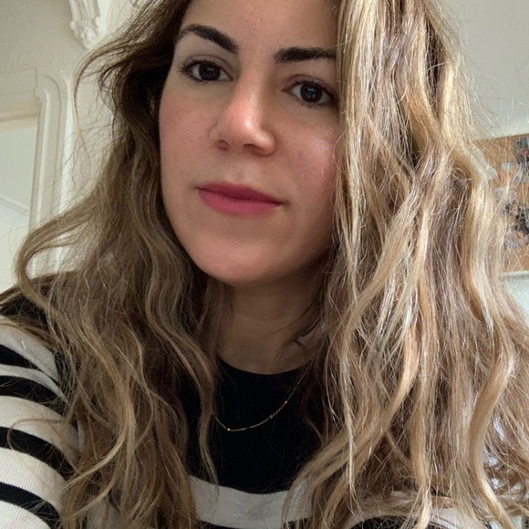 Profile Picture of Donia Khaddar (@donikh) on Poshmark