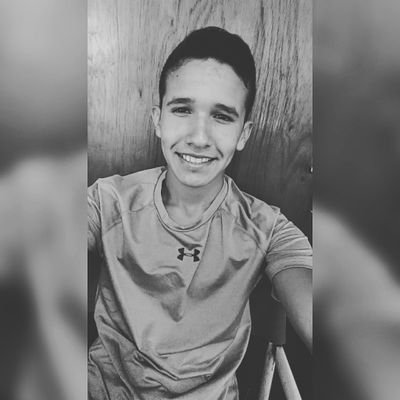 Profile Picture of Kevin Robledo (@kevinrobledo12) on Twitter