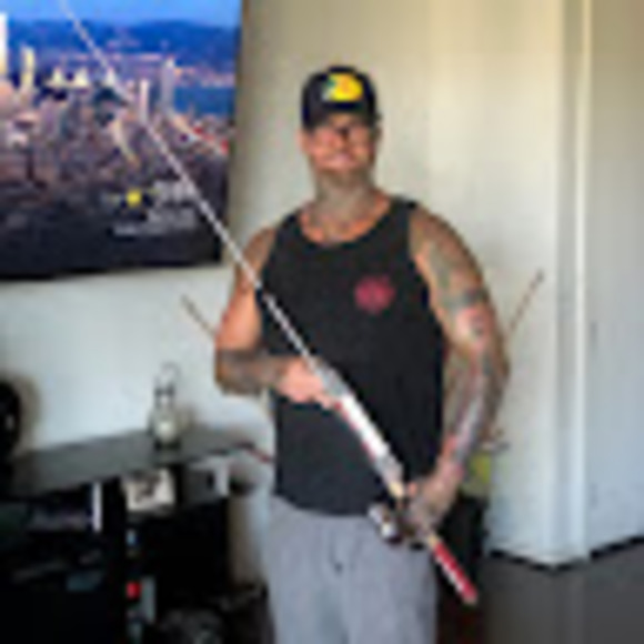 Profile Picture of Joel Baker (@joelbaker11112) on Poshmark