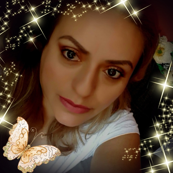 Profile Picture of Martinez Martinez (@martinezmart147) on Poshmark