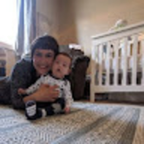 Amy Heggenstaller - Poshmark Profile Picture of Amy Heggenstaller (@a_heggenstaller) on Poshmark