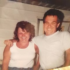 Profile Picture of kellytrenholm1 (@kellytrenholm1) on Tiktok