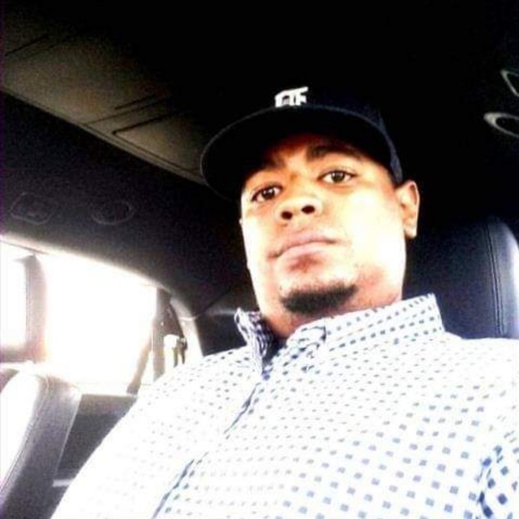 Profile Picture of Mr. david j Moore (@daveman313) on Poshmark