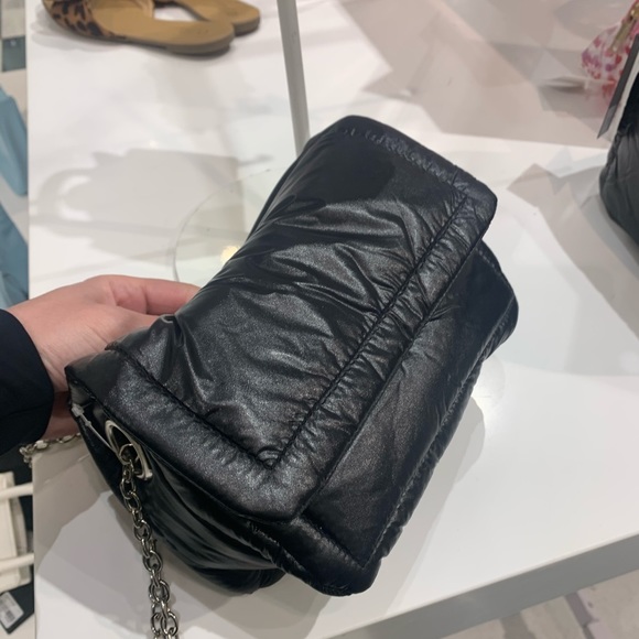 Mariam Vardosanidze - Poshmark Profile Picture of Mariam Vardosanidze (@mariamiv991) on Poshmark