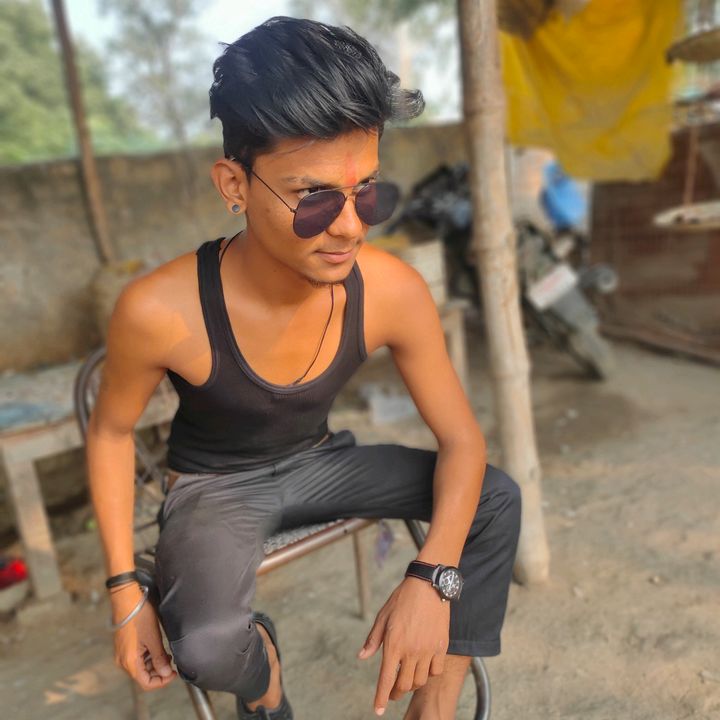 Profile Picture of Rohit upadhyay (@team786rohitupadhyay) on Tiktok