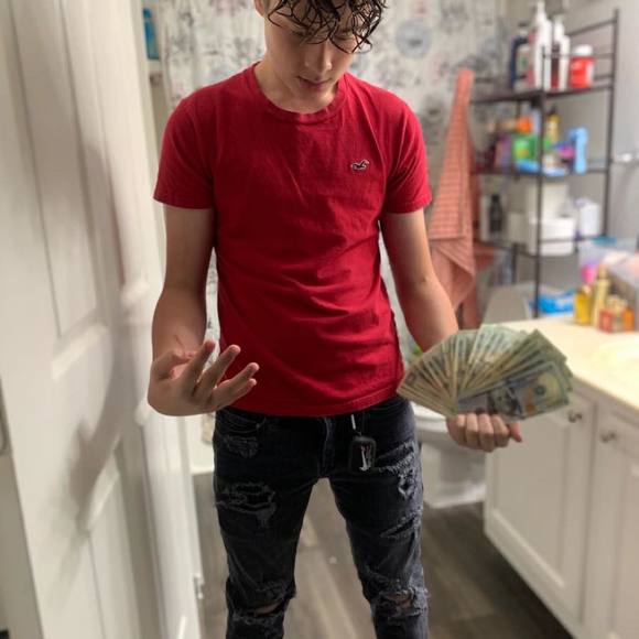 Profile Picture of Allen Clark jr. (@allenmcjr629) on Poshmark