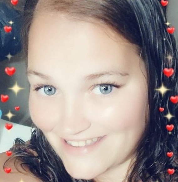 Profile Picture of Ashley marie Frierdich (@ashley2022346) on Poshmark