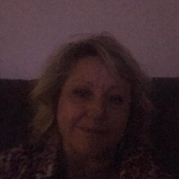 Profile Picture of Tammy Singleton (@tsingleton63) on Poshmark