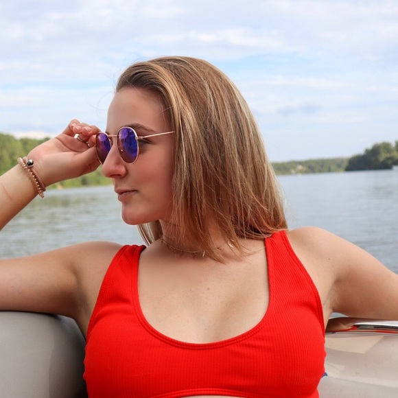 Profile Picture of Allison Beaty (@adbeaty1) on Poshmark