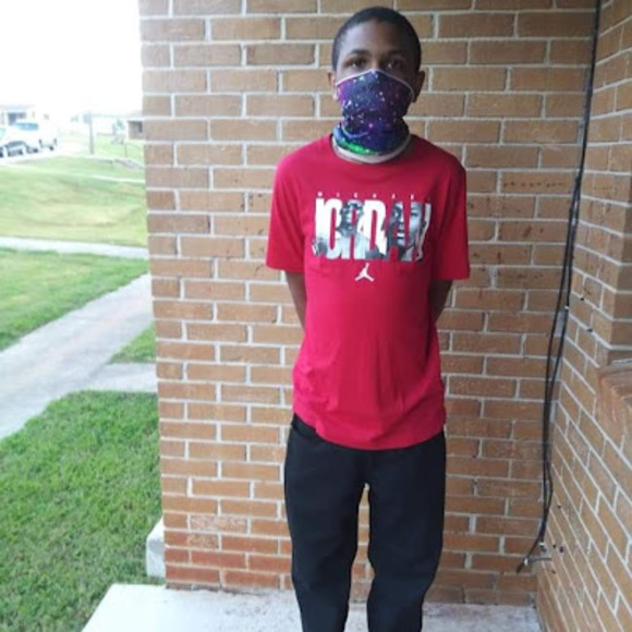 Profile Picture of Jarvis Williams (@jarvisw2022) on Poshmark