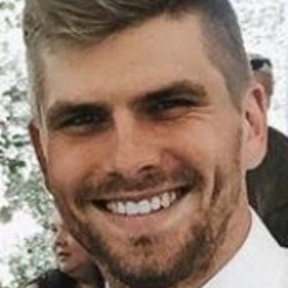 Profile Picture of Michael Gagne (@michaelgagne) on Poshmark