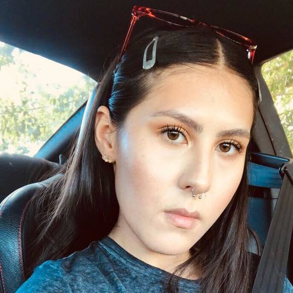 Profile Picture of Ruby Lugo (@rubylugo301) on Poshmark