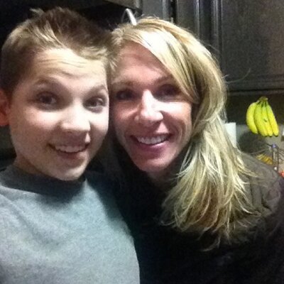 Profile Picture of Lis5000 (@lisa_keown23) on Twitter
