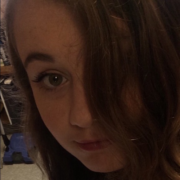 Profile Picture of Katie Goodspeed (@kgoodspeed123) on Poshmark