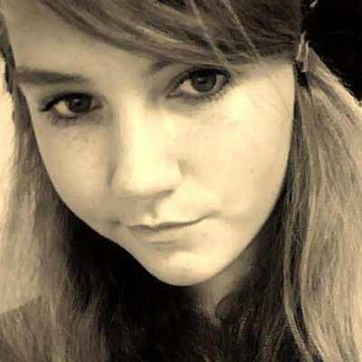 Profile Picture of Chloe Patterson (@ChloeBeth_6) on Twitter