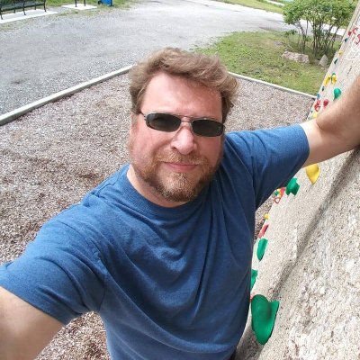 Profile Picture of Bob Groth (@CarGuyChi) on Twitter