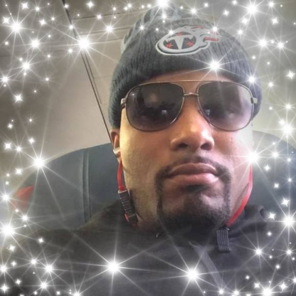 Profile Picture of Dominic Richardson (@kaleb211) on Poshmark