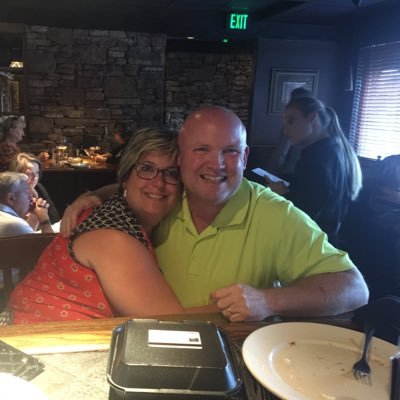 Profile Picture of Lori Bryant Raper (@BryantRaper) on Twitter