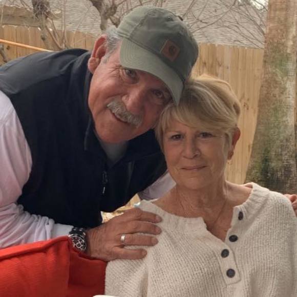 Profile Picture of Debi Screnci (@jdscrenci) on Poshmark