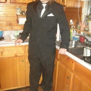 Profile Picture of Chris Sams (@cutshin) on Myspace
