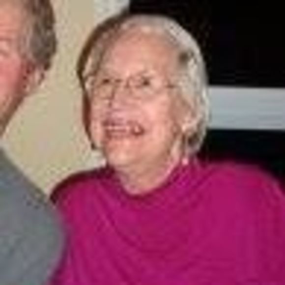 Profile Picture of Sally Steele (@sjs6161) on Poshmark