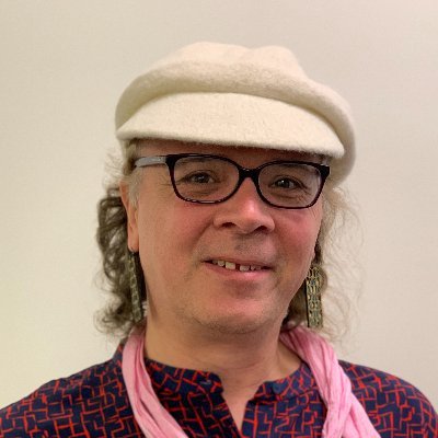 Profile Picture of Jeremy Jessica Carroll (@JeremyOrJessica) on Twitter