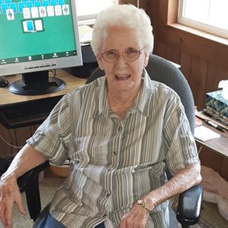 Profile Picture of Hazel Castleman (@hazel.castleman) on Facebook