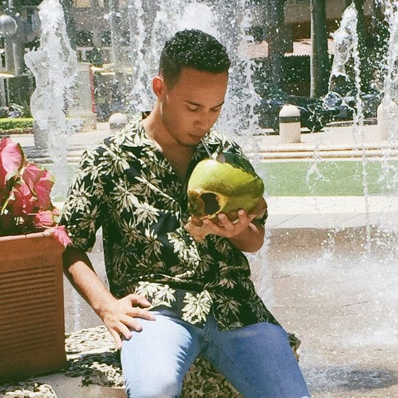Profile Picture of Christopher Abreu aleman (@itschrisabreu) on Poshmark