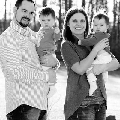 Profile Picture of l starks (@fittwinmomma) on Twitter