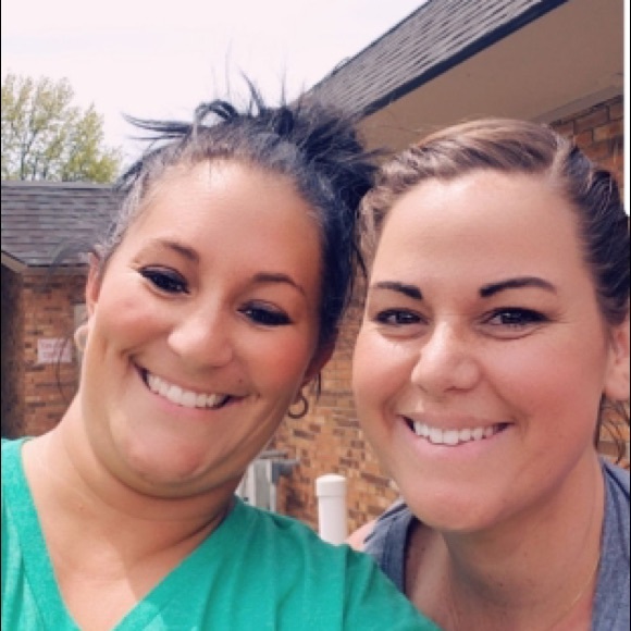 Natalie Hawn - Poshmark Profile Picture of Natalie Hawn (@njhawn08) on Poshmark