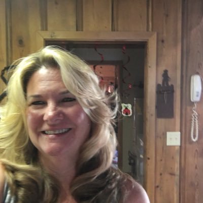 Profile Picture of Dawn Helms (@DawnHelms7) on Twitter