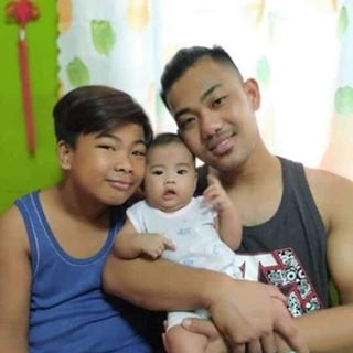 Profile Picture of Chris Frias (@chris.frias.927) on Facebook