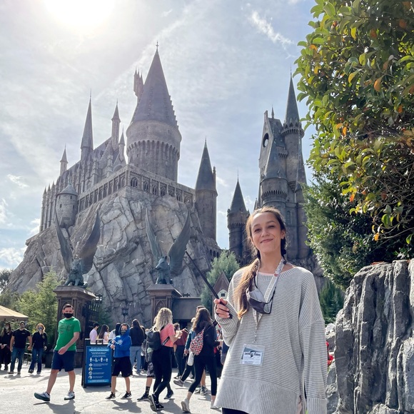 Profile Picture of O Drapes (@odrapes) on Poshmark