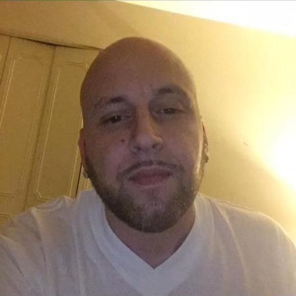 Profile Picture of Bobby Bain (@bob810) on Poshmark