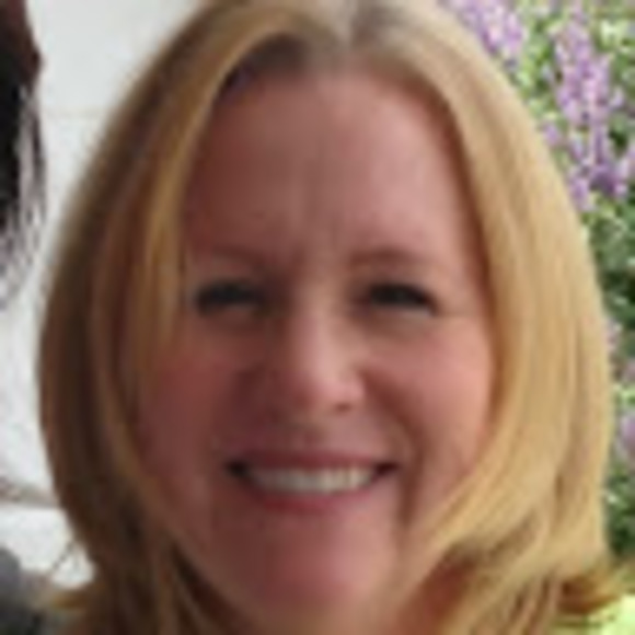 Profile Picture of Nancy Richardson (@nancyrichard490) on Poshmark