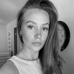 Profile Picture of Nellie Hanna Linnéa Nivemark (@nellieniveeemark) on Instagram