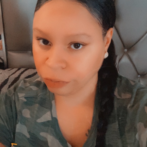 Profile Picture of Chante Mccargo (@chantemccargo) on Poshmark