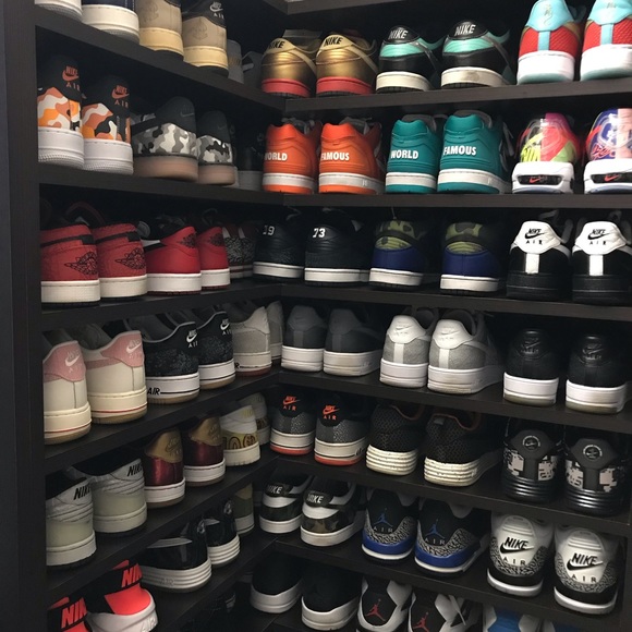 Profile Picture of Joel Cohen (@joelcohen) on Poshmark