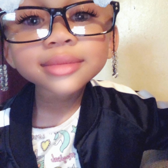 Profile Picture of Dominique Ramsey (@ramway) on Poshmark