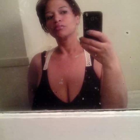 Profile Picture of Stacy Artley (@mz_wend) on Poshmark