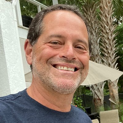 Profile Picture of David Teich (@blueclearsky1) on Twitter