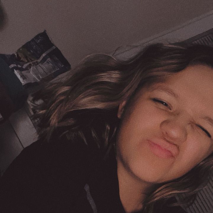 Profile Picture of Laura✨ (@lauramullenax) on Tiktok