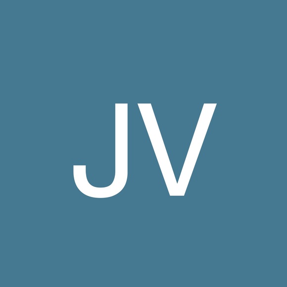 Profile Picture of Jacqueline Vincent (@javncnt) on Poshmark