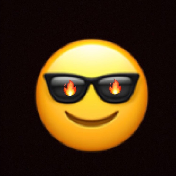 Profile Picture of Haley Kerr (@royalmoon95) on Poshmark