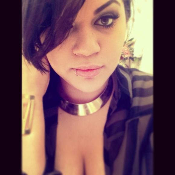 Profile Picture of Blancaa Vannessss (@blanccaa) on Poshmark