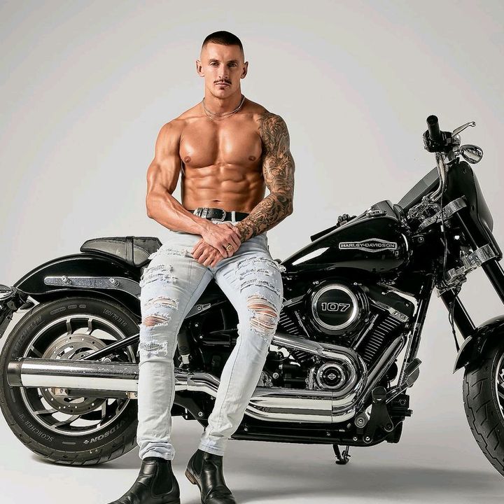 Profile Picture of Nicholas Murray (@nic_murray2102) on Tiktok