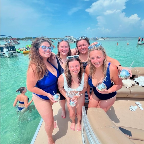 Profile Picture of Brooke Misbach (@brooke_mis) on Poshmark