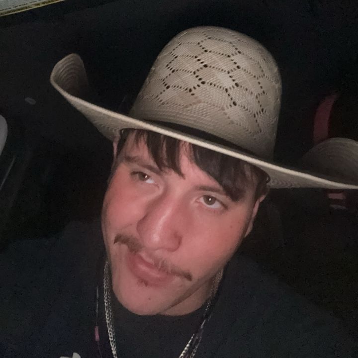 Profile Picture of Blake b (@blake.m.brown) on Tiktok
